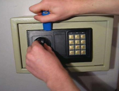 易县24小时上门开锁公司